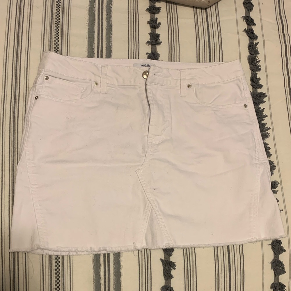 Kenzie white jean skirt